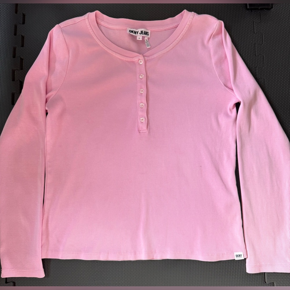DKNY Pink Henley Top Long Sleeves NWOT Sz XL